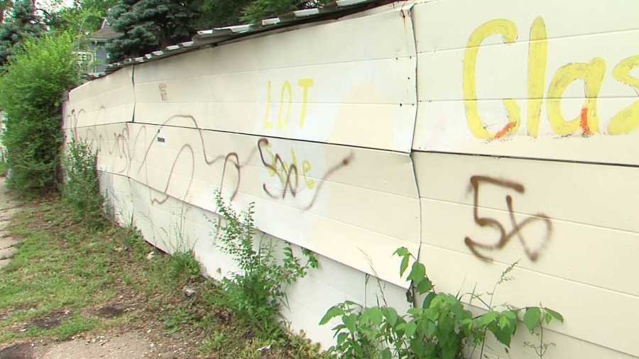 graffiti at vet's home